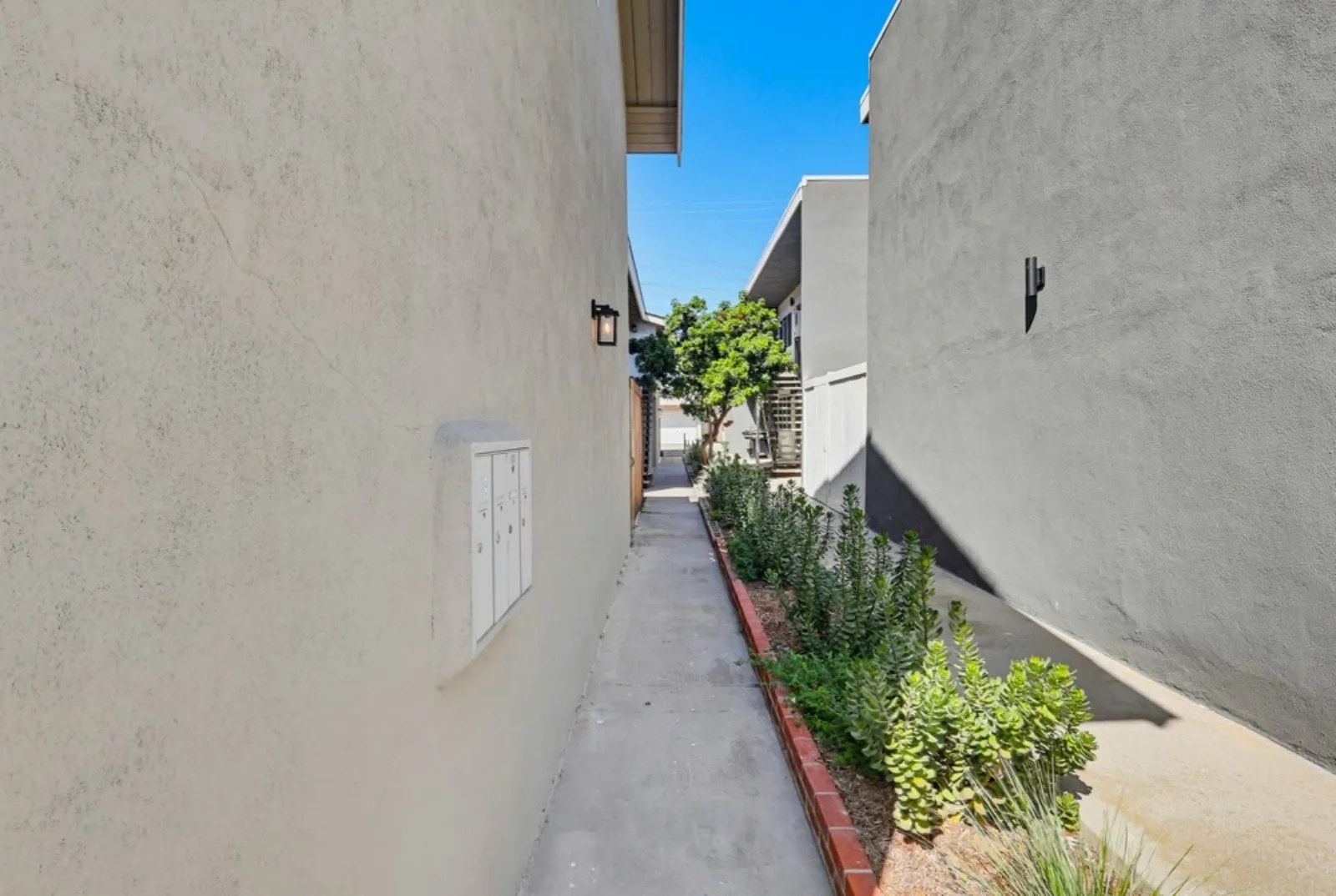 property for rent #20