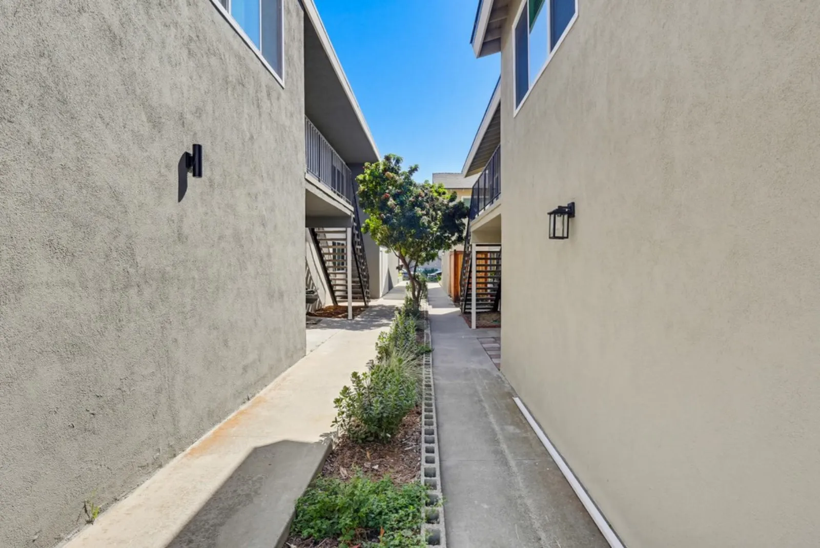 property for rent #30