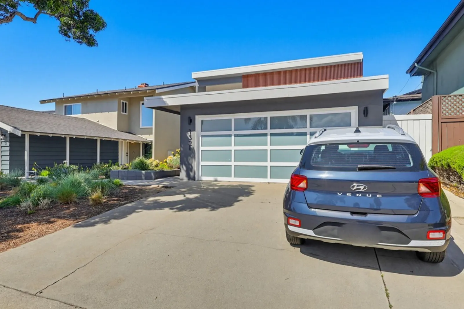 property for rent #8