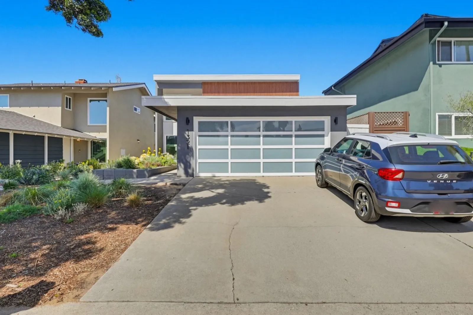 property for rent #10