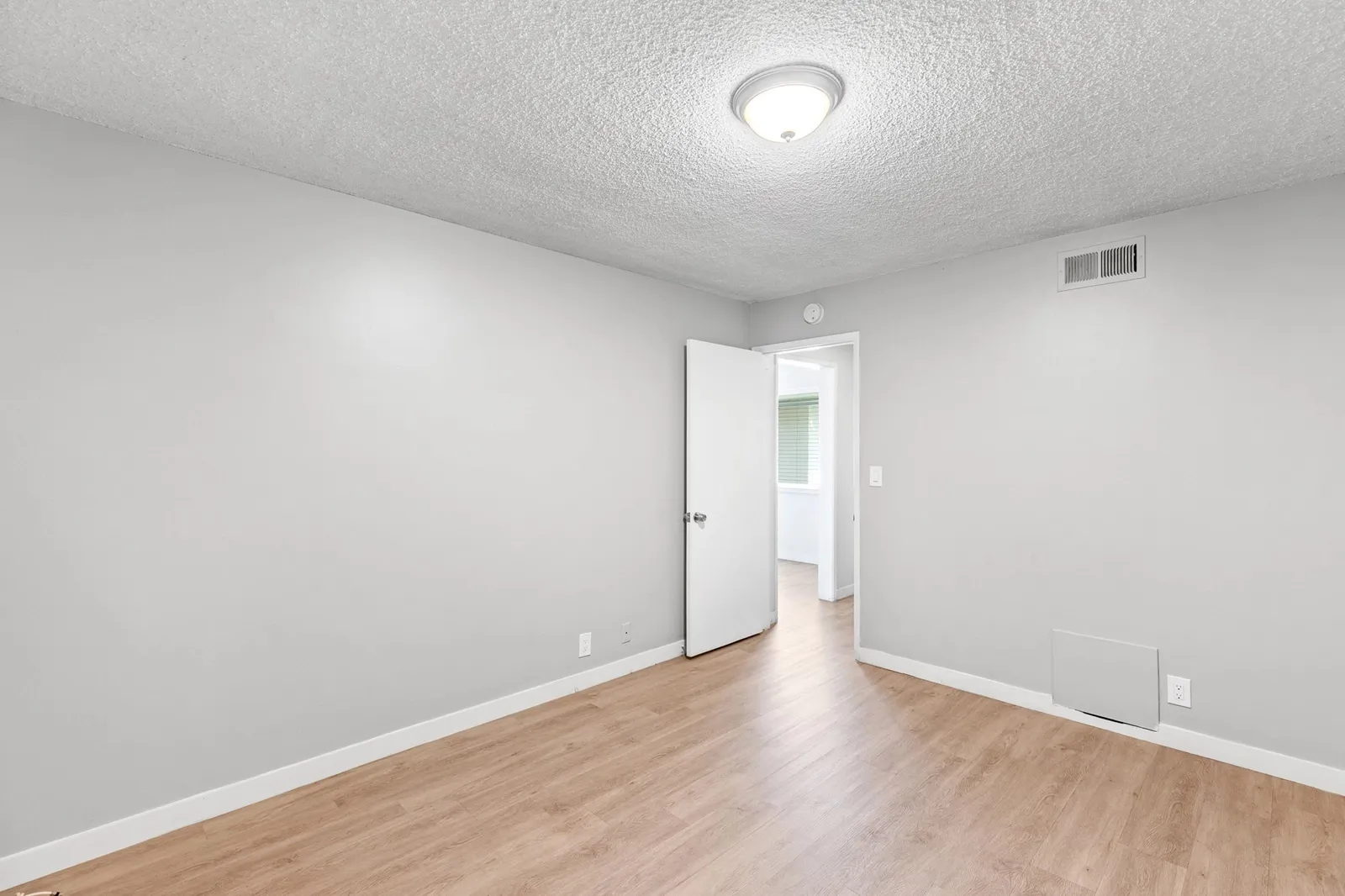 property for rent #22