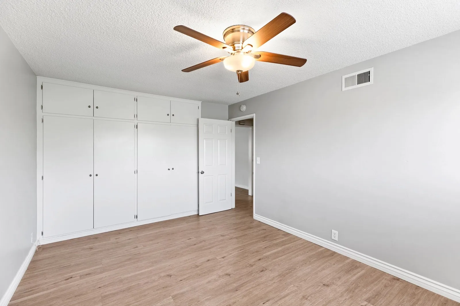 property for rent #26