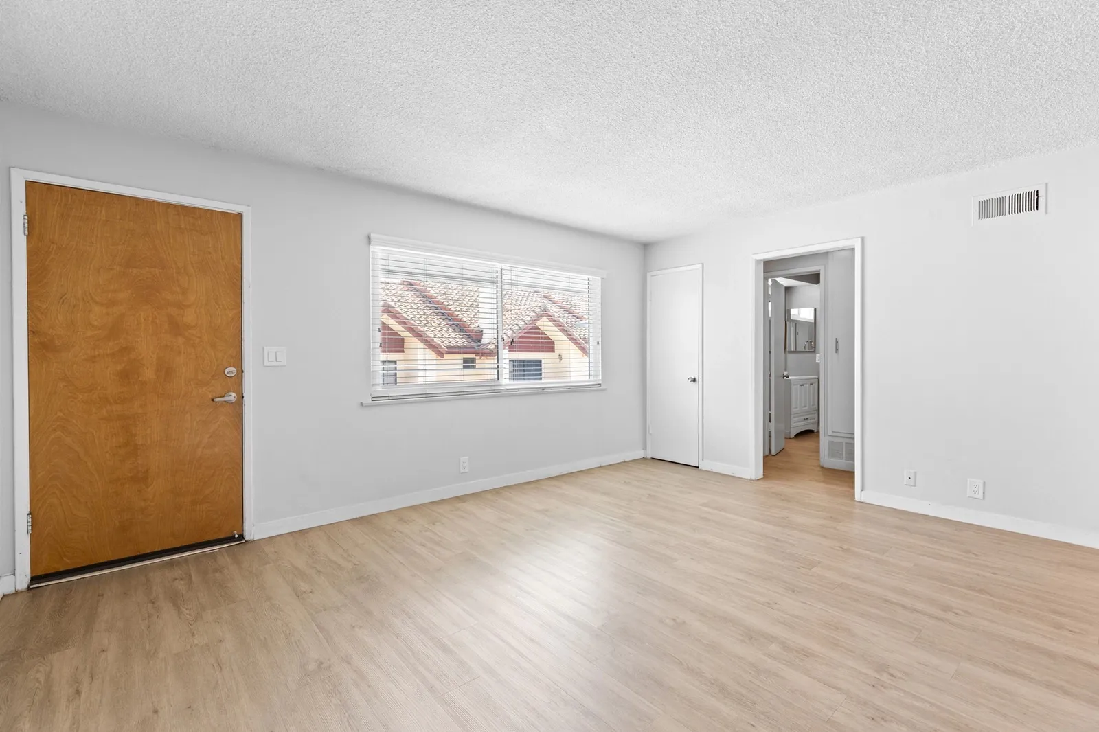 property for rent #17