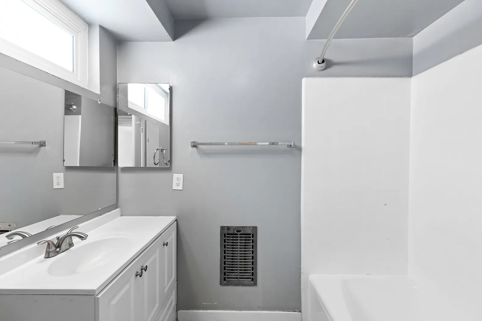 property for rent #25