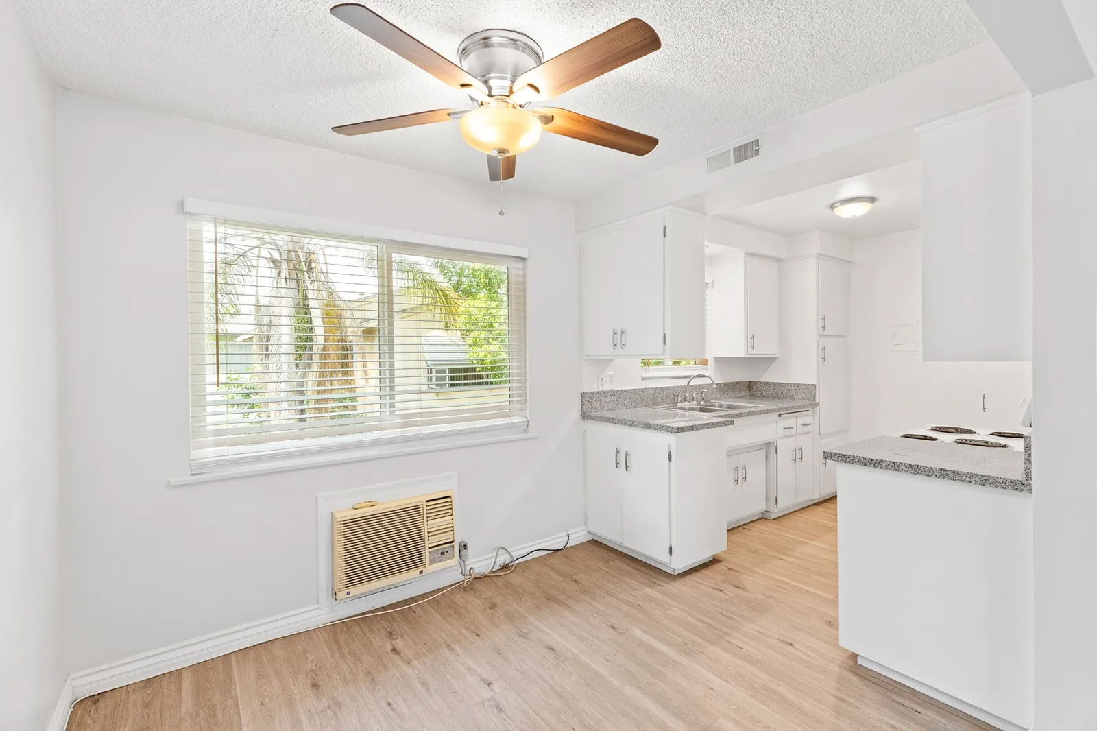 property for rent #1