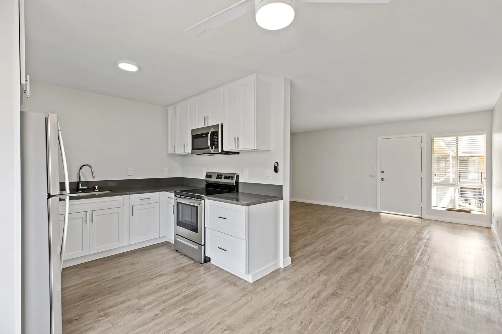 property for rent #11