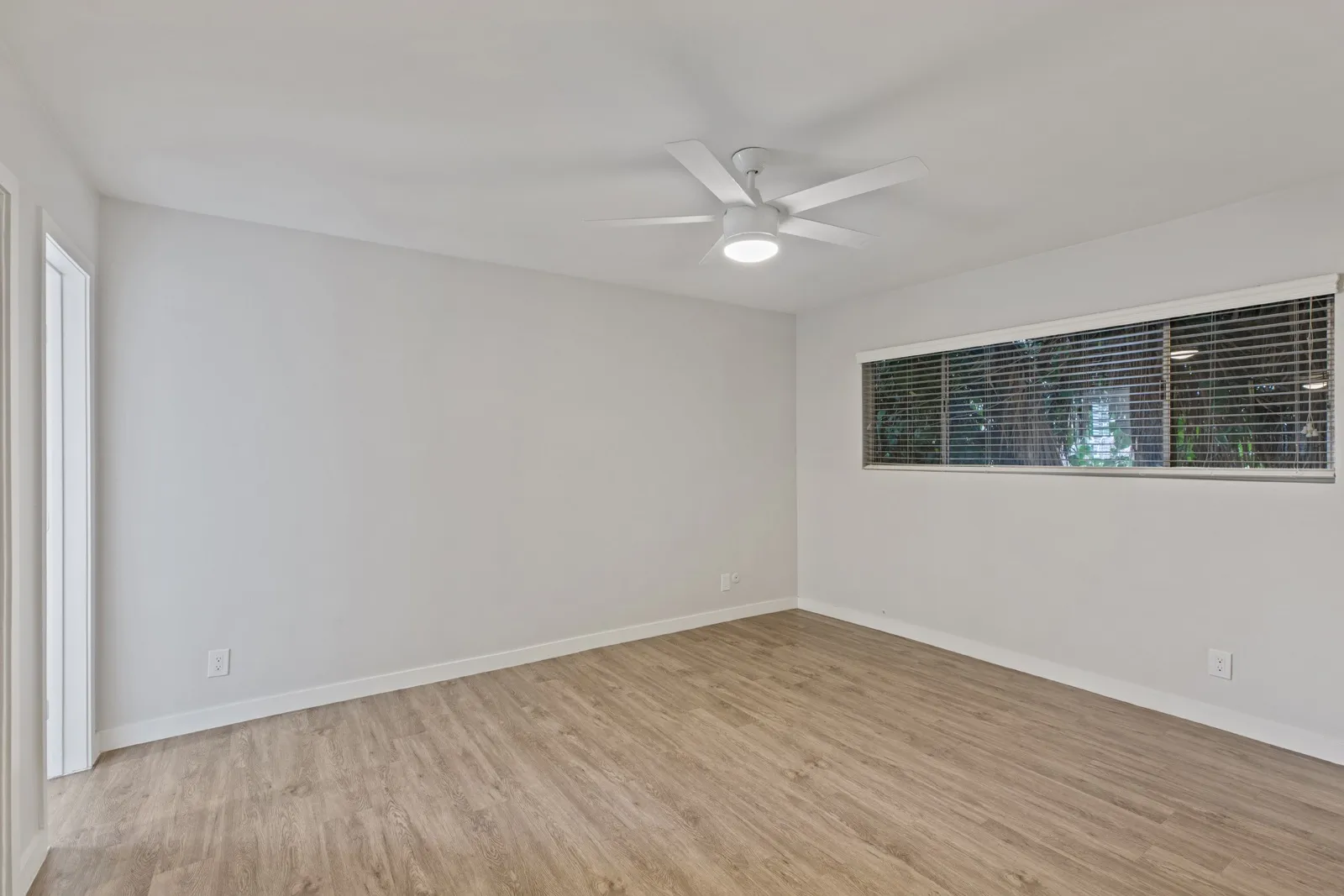 property for rent #16