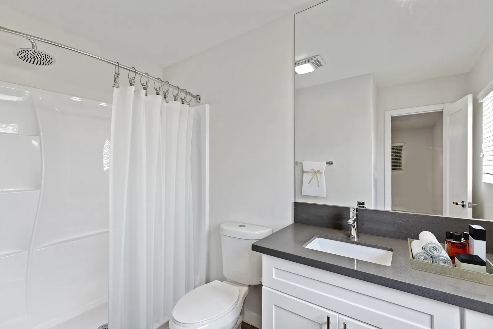 property for rent #4