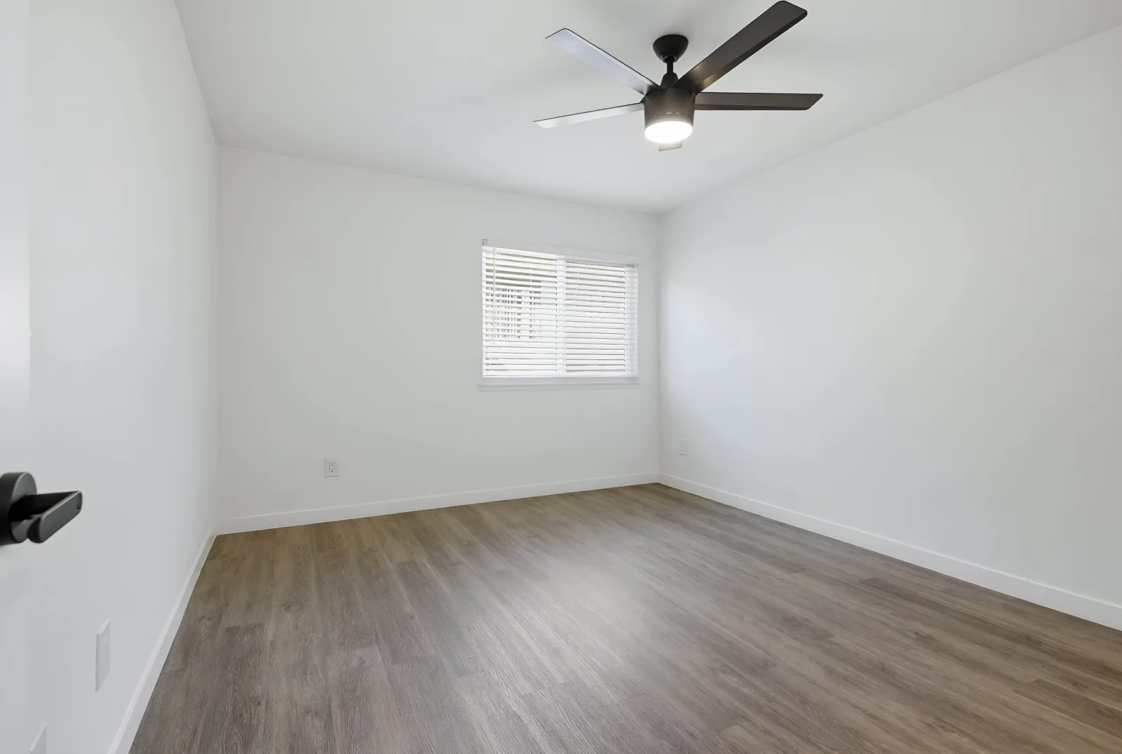 property for rent #7