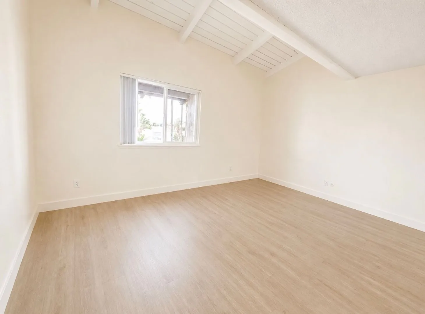 property for rent #5