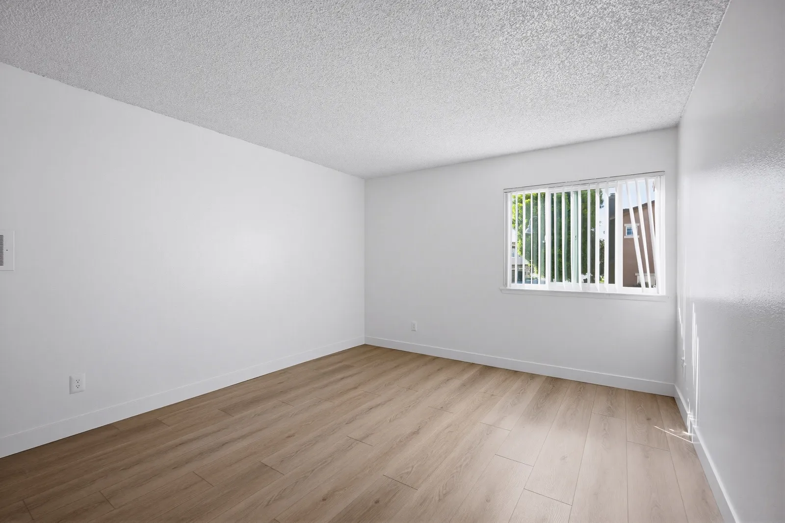 property for rent #5