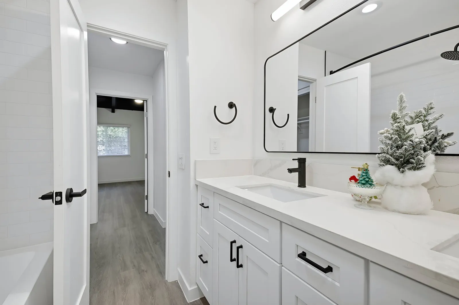 property for rent #11