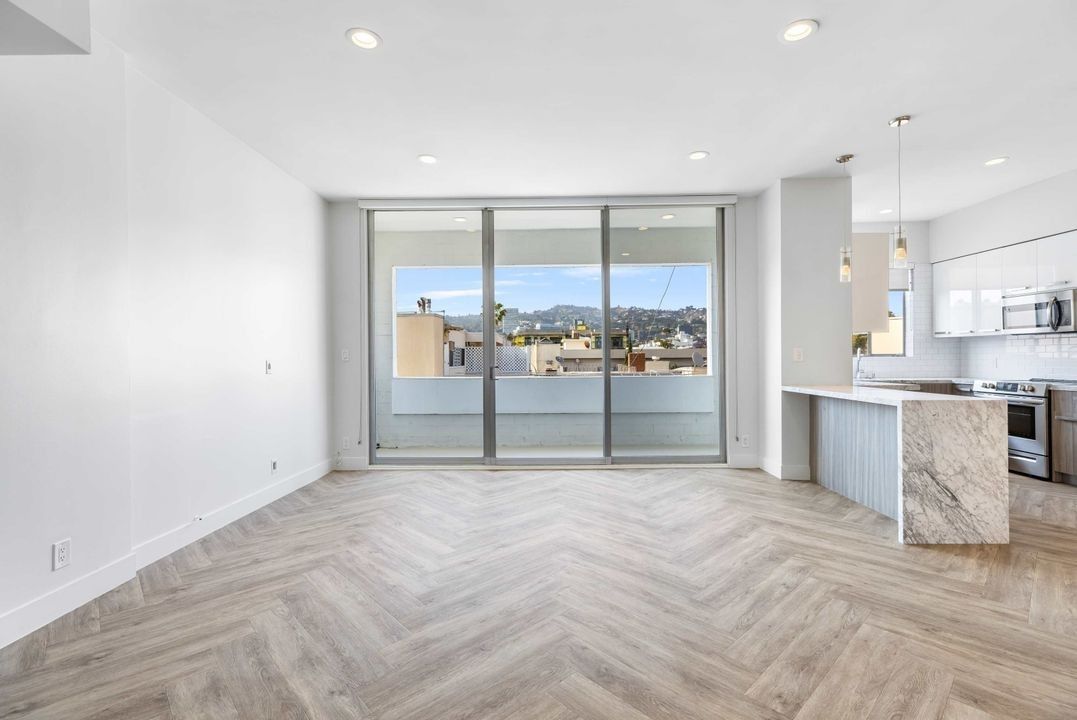 property for rent #11