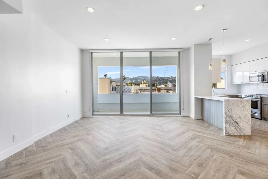 property for rent #12