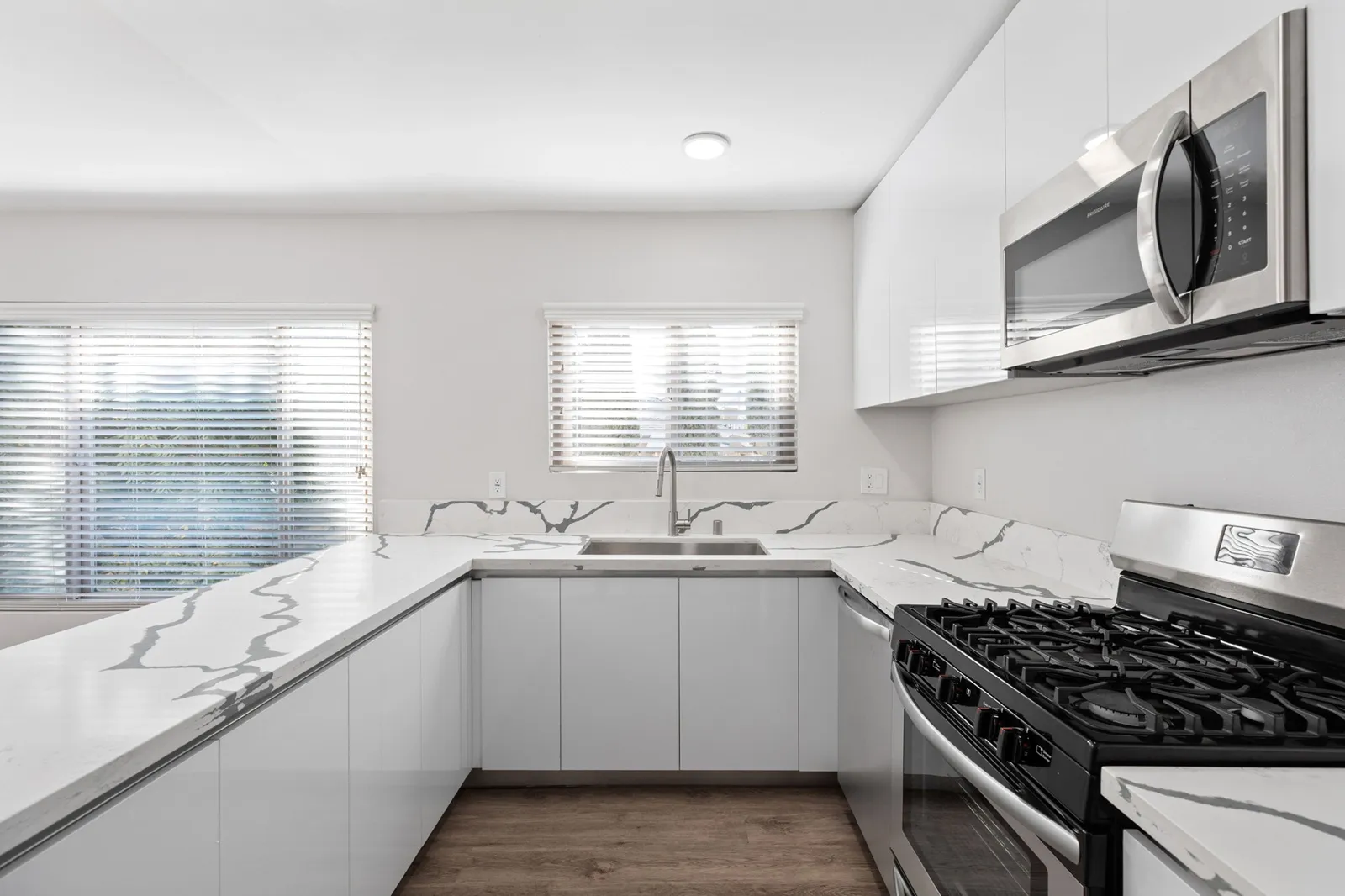 property for rent #18