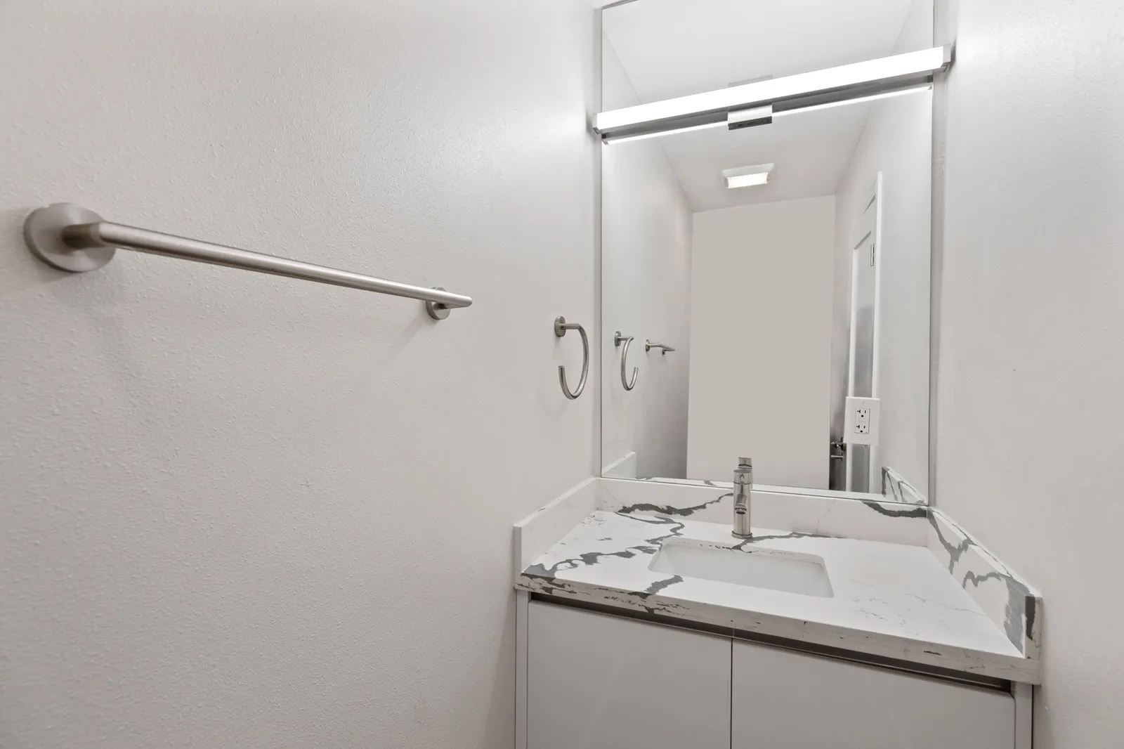 property for rent #50