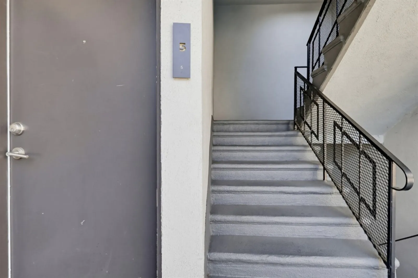 property for rent #36