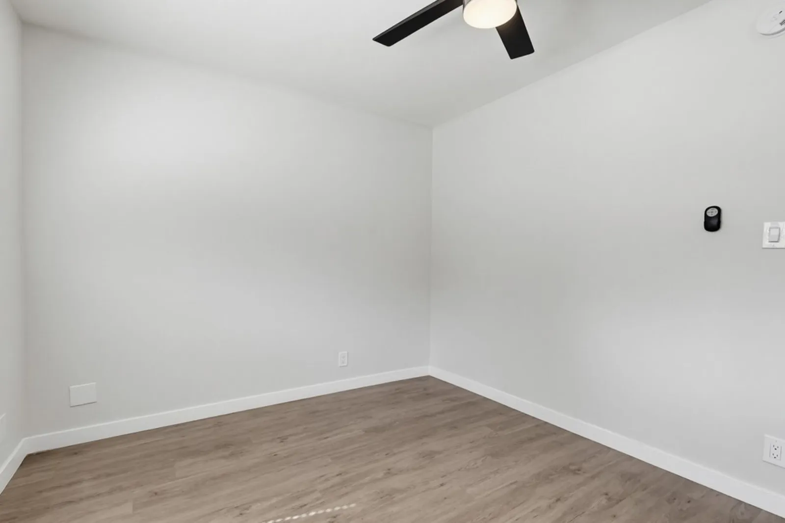 property for rent #11