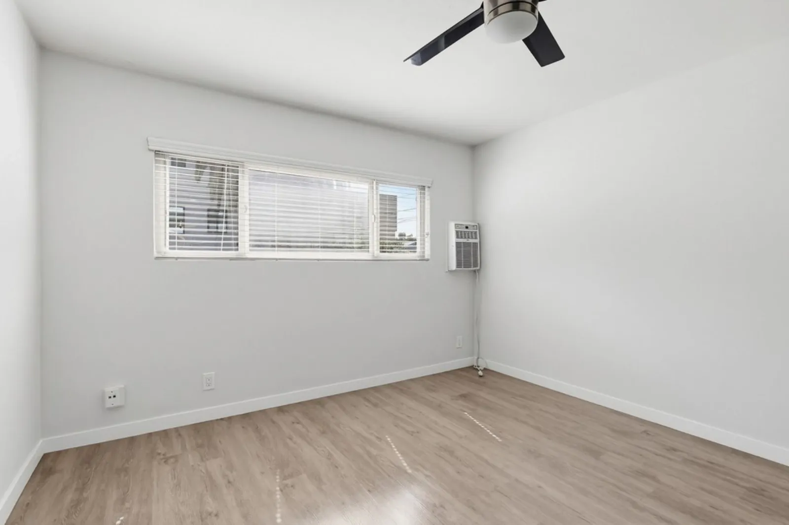 property for rent #9