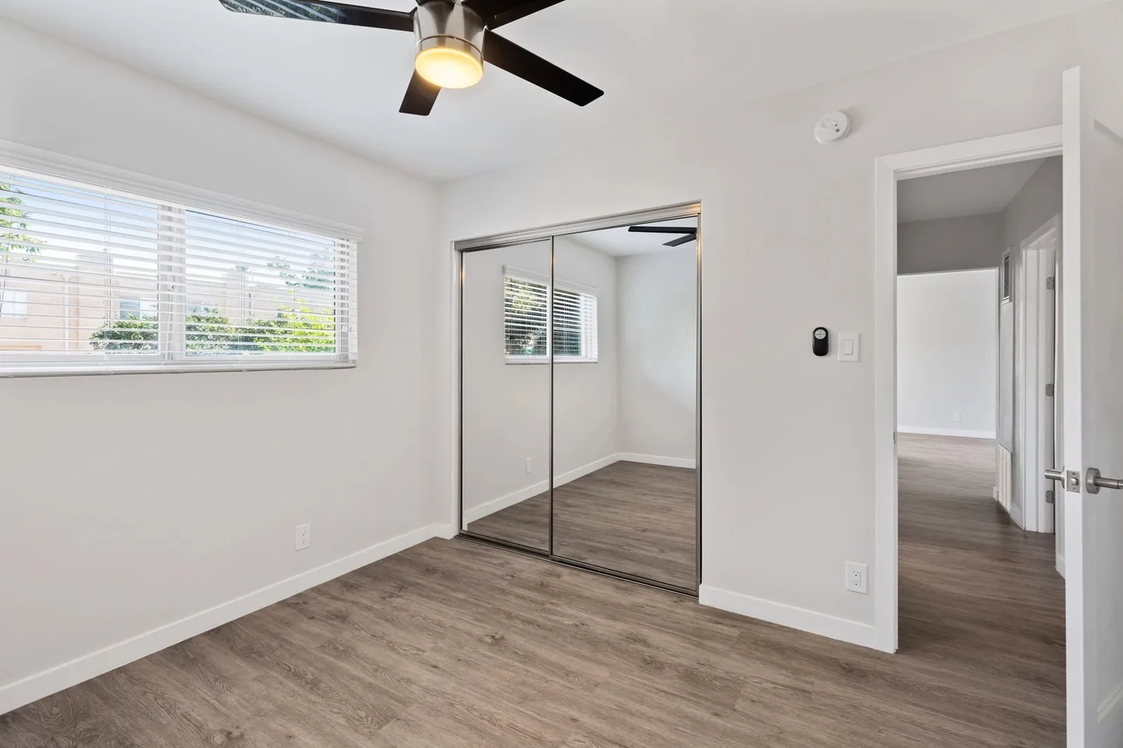 property for rent #11