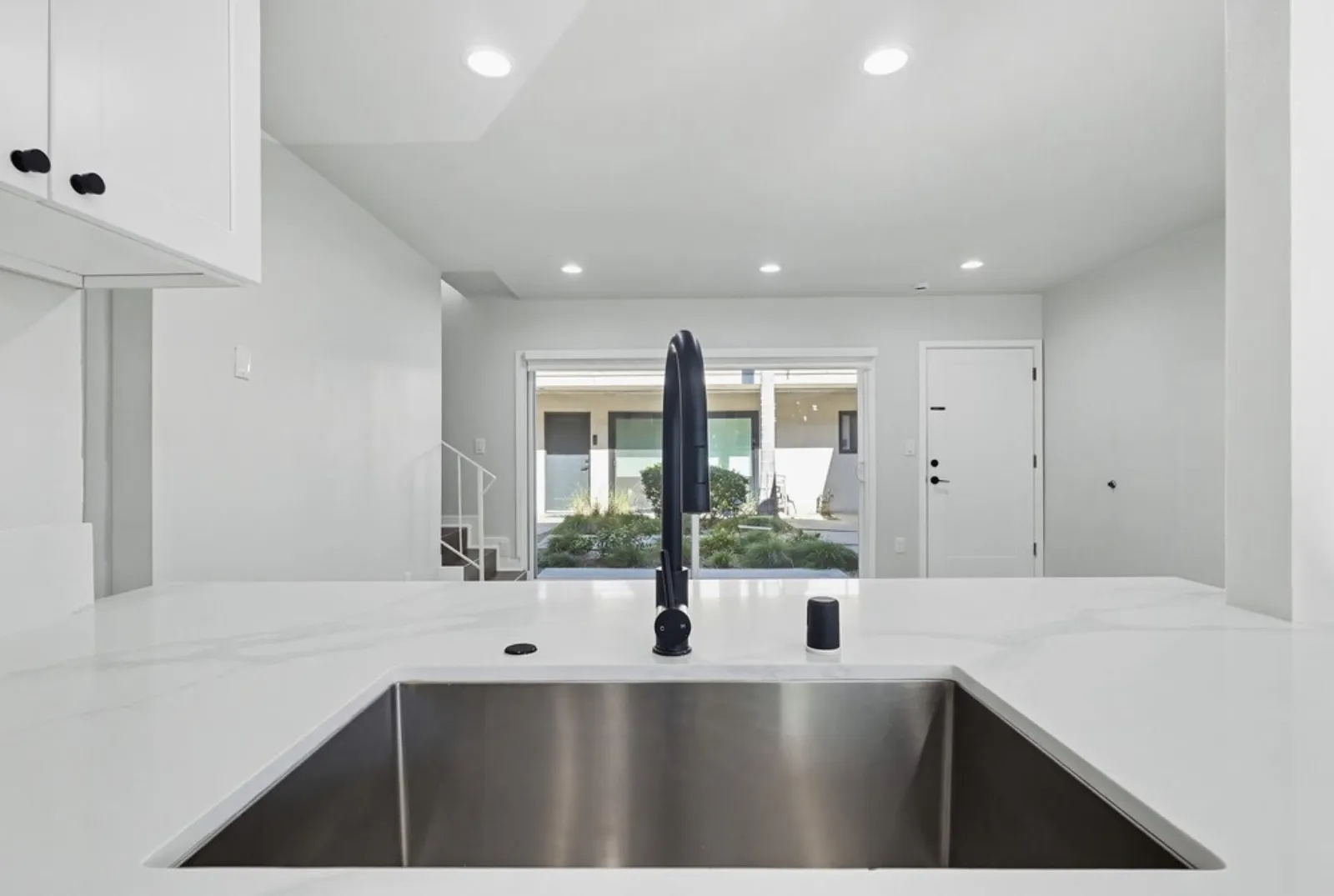 property for rent #11