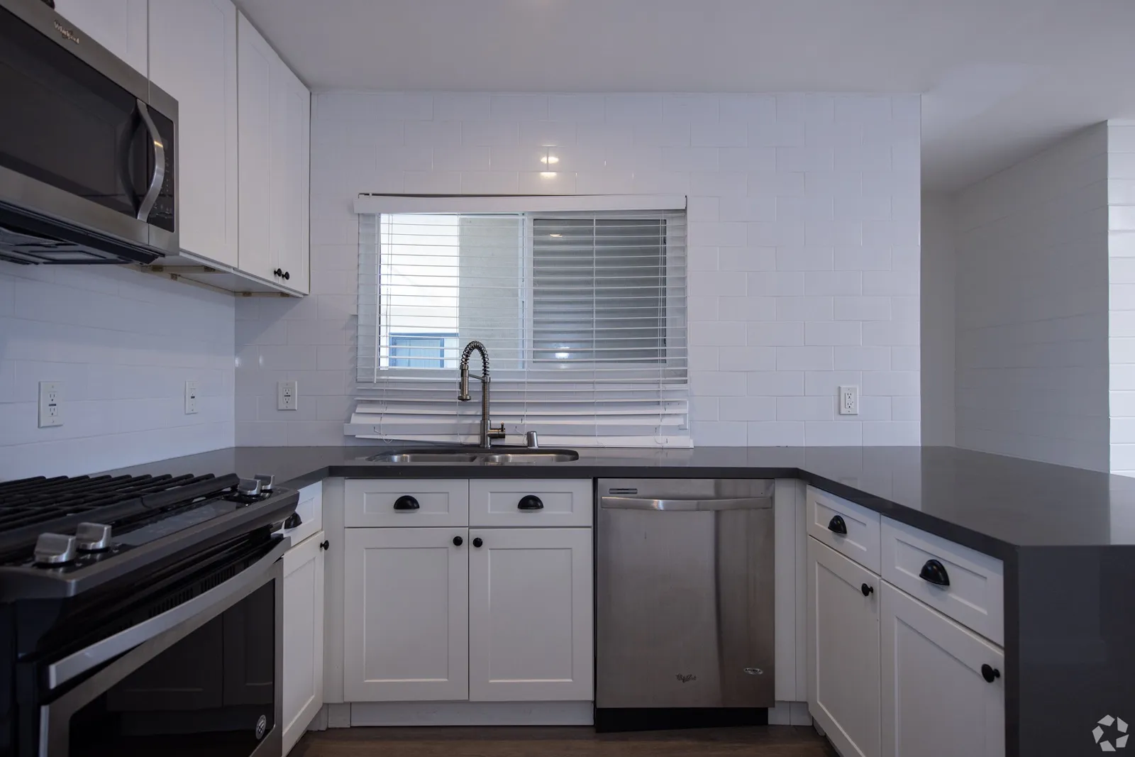 property for rent #3