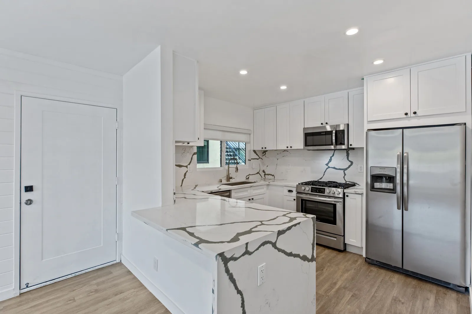 property for rent #1