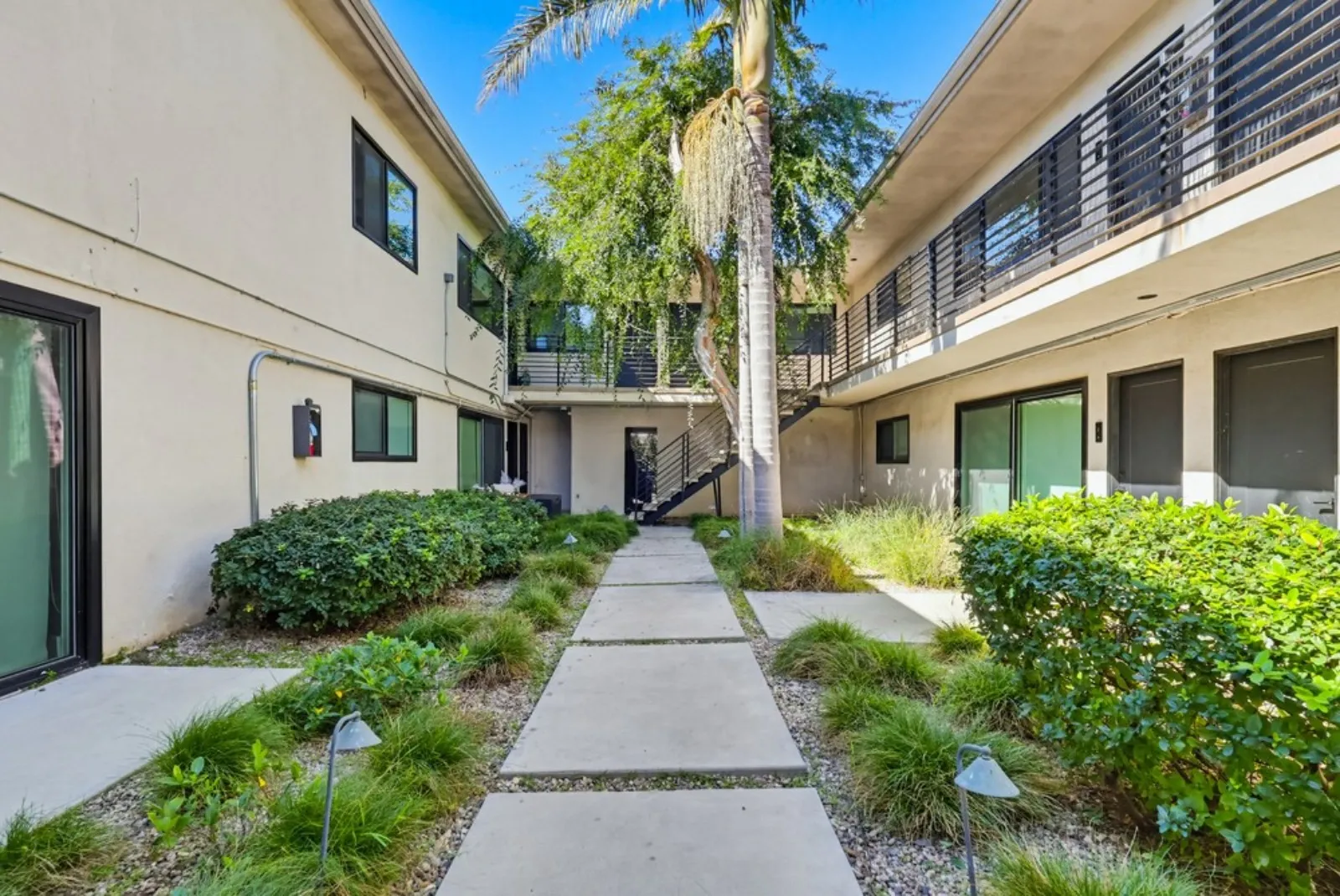 property for rent #14