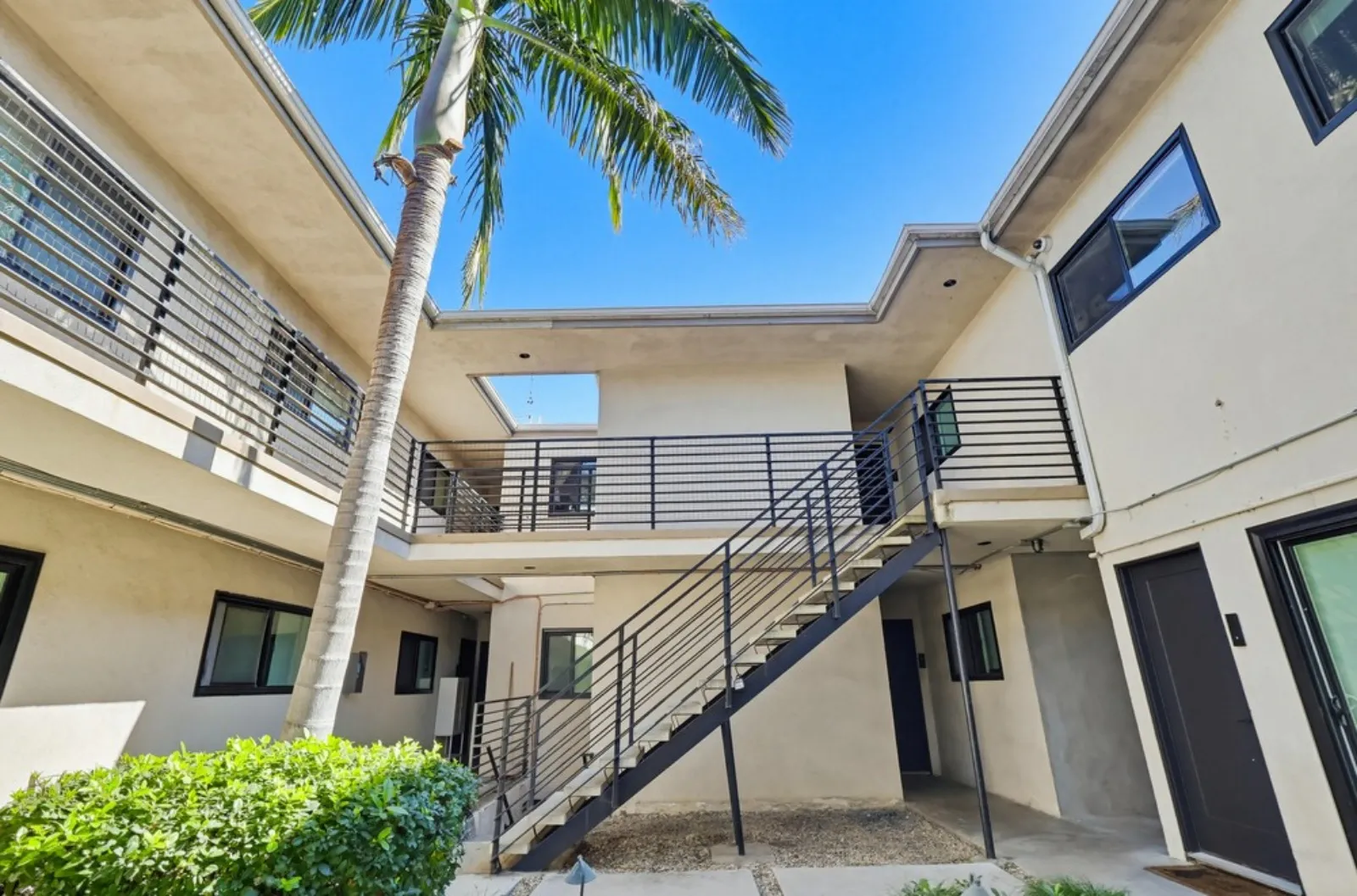 property for rent #9