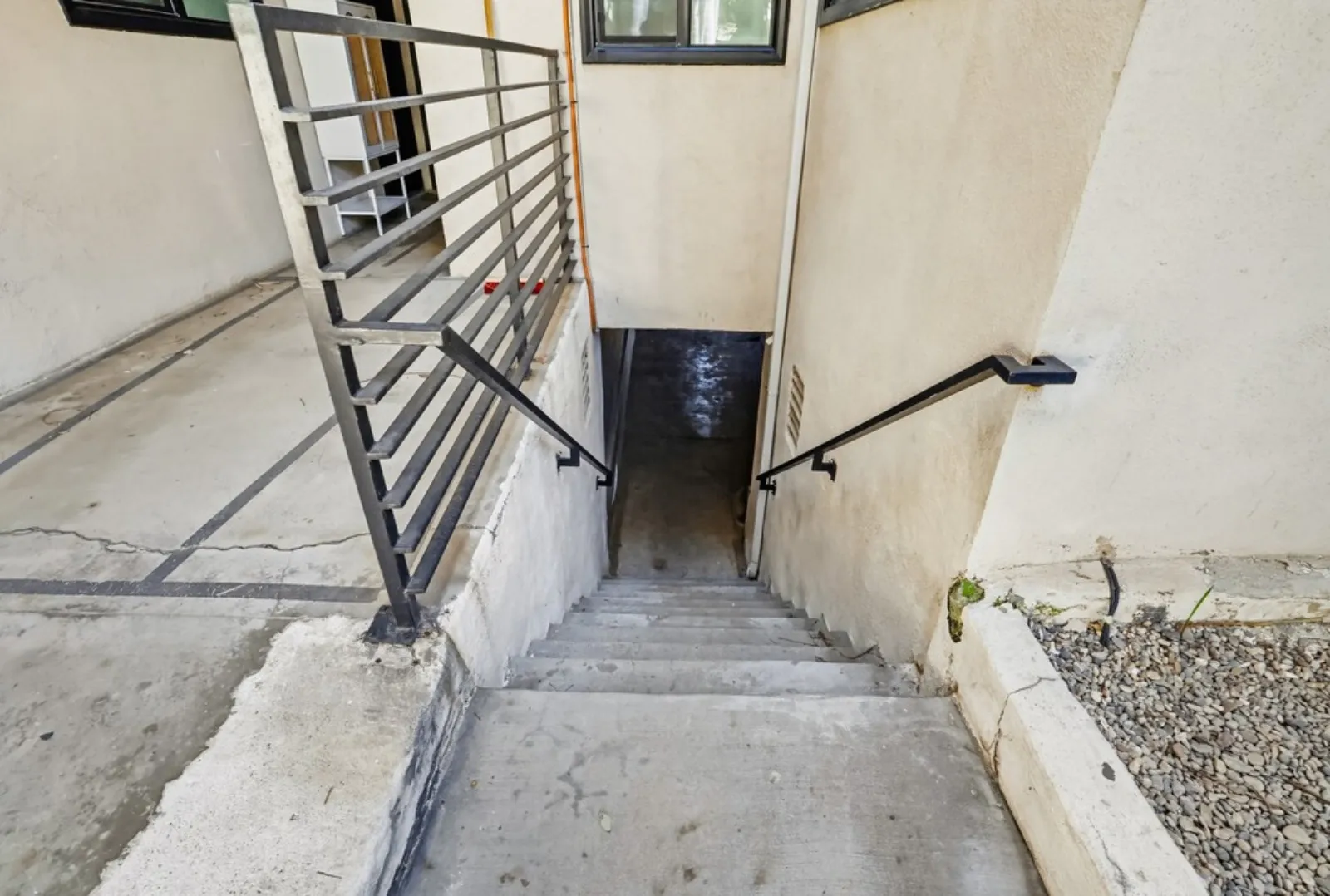 property for rent #30