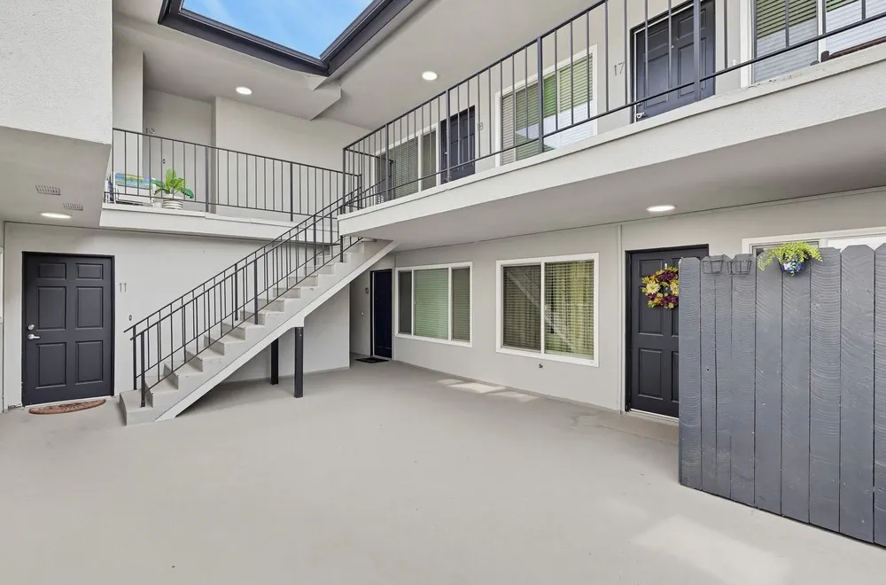 property for rent #21