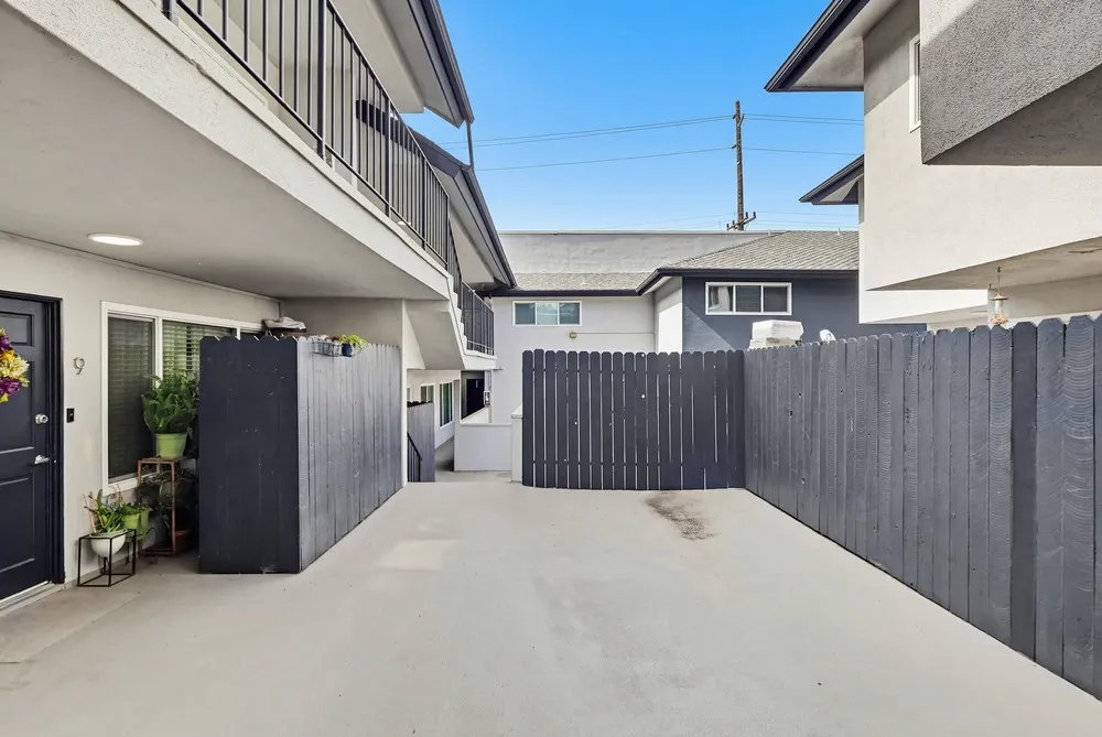 property for rent #22