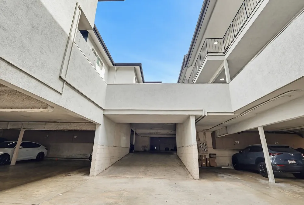 property for rent #25