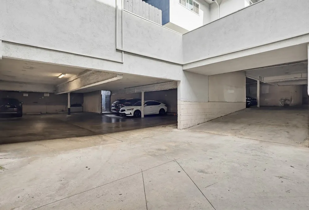 property for rent #26