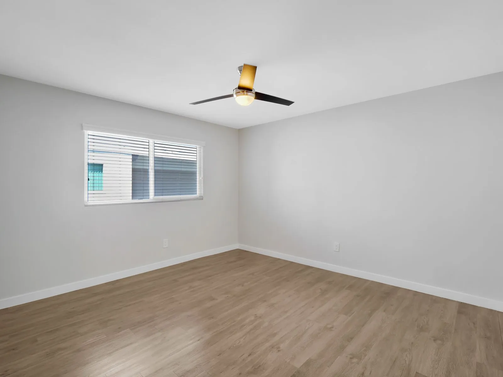 property for rent #13