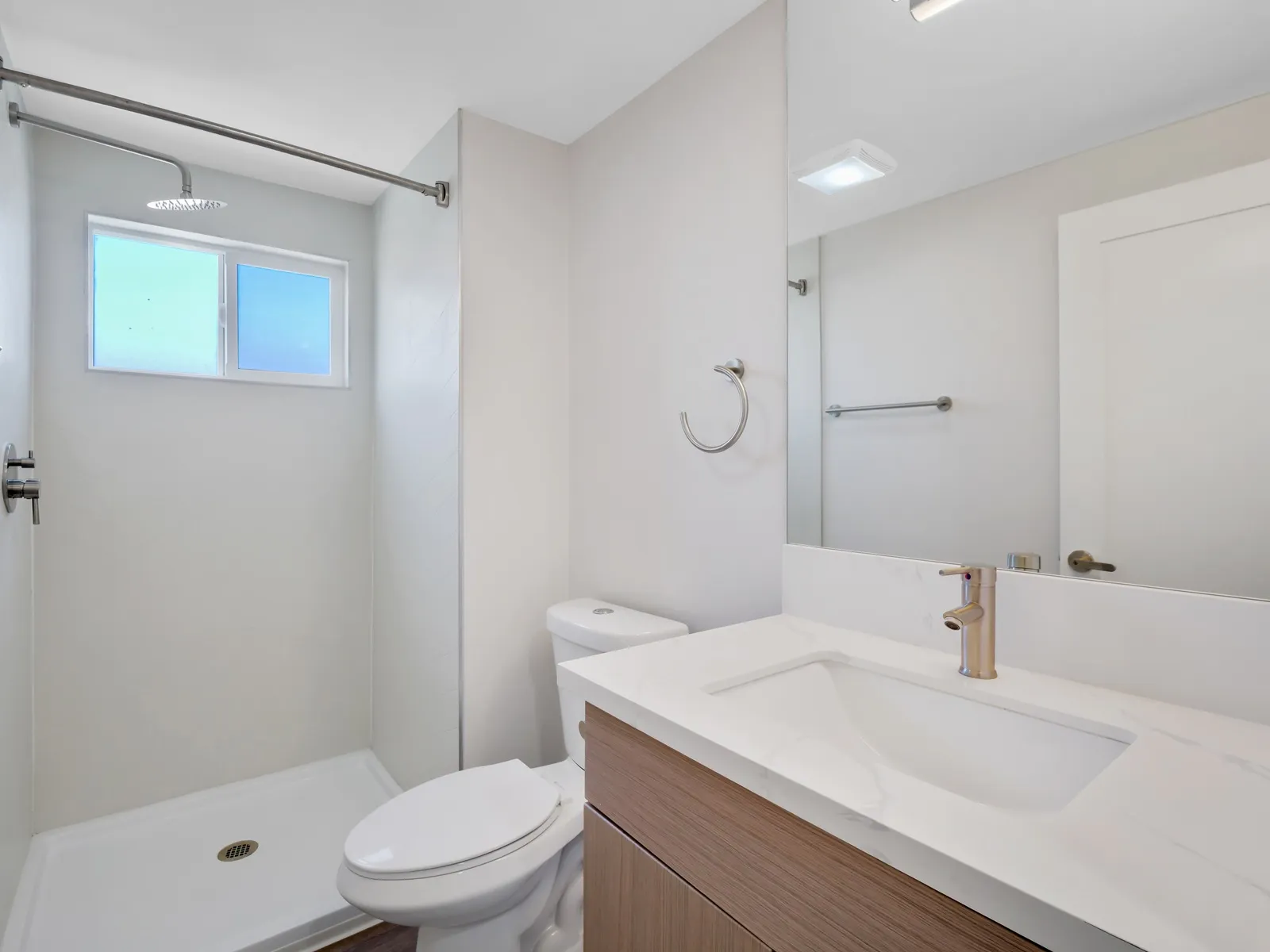 property for rent #19