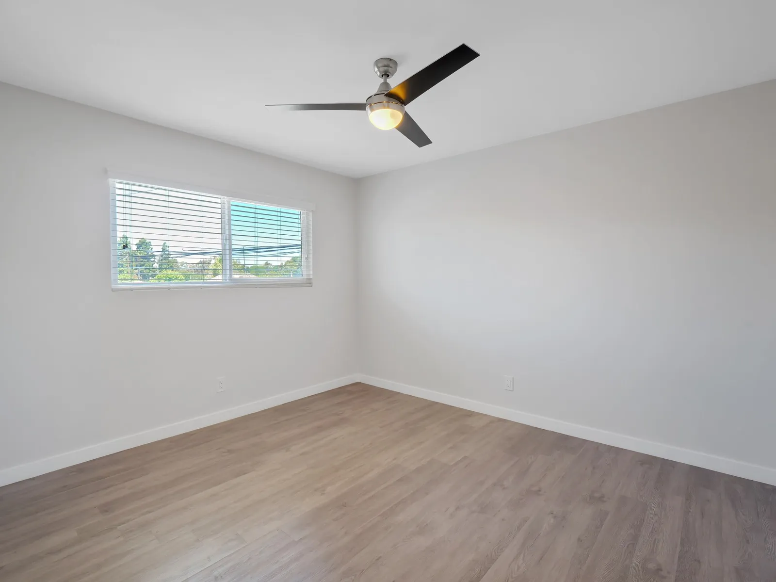 property for rent #13