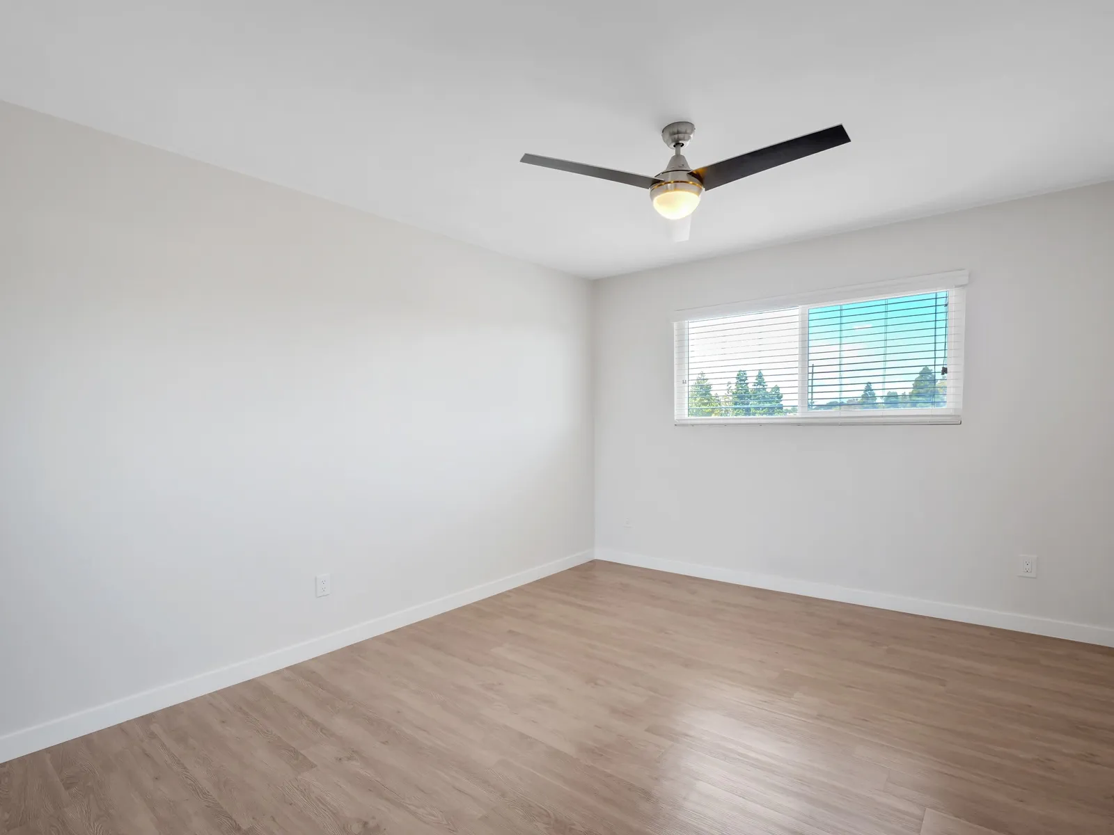 property for rent #11