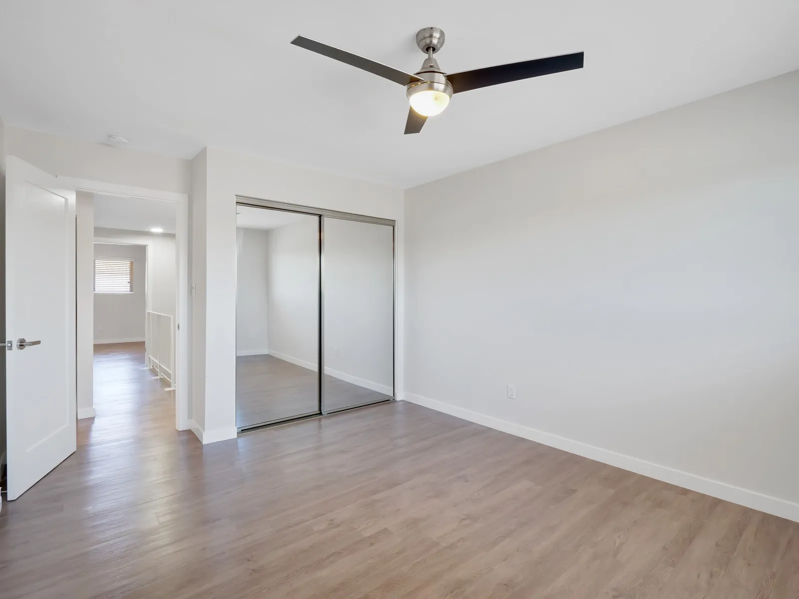 property for rent #10