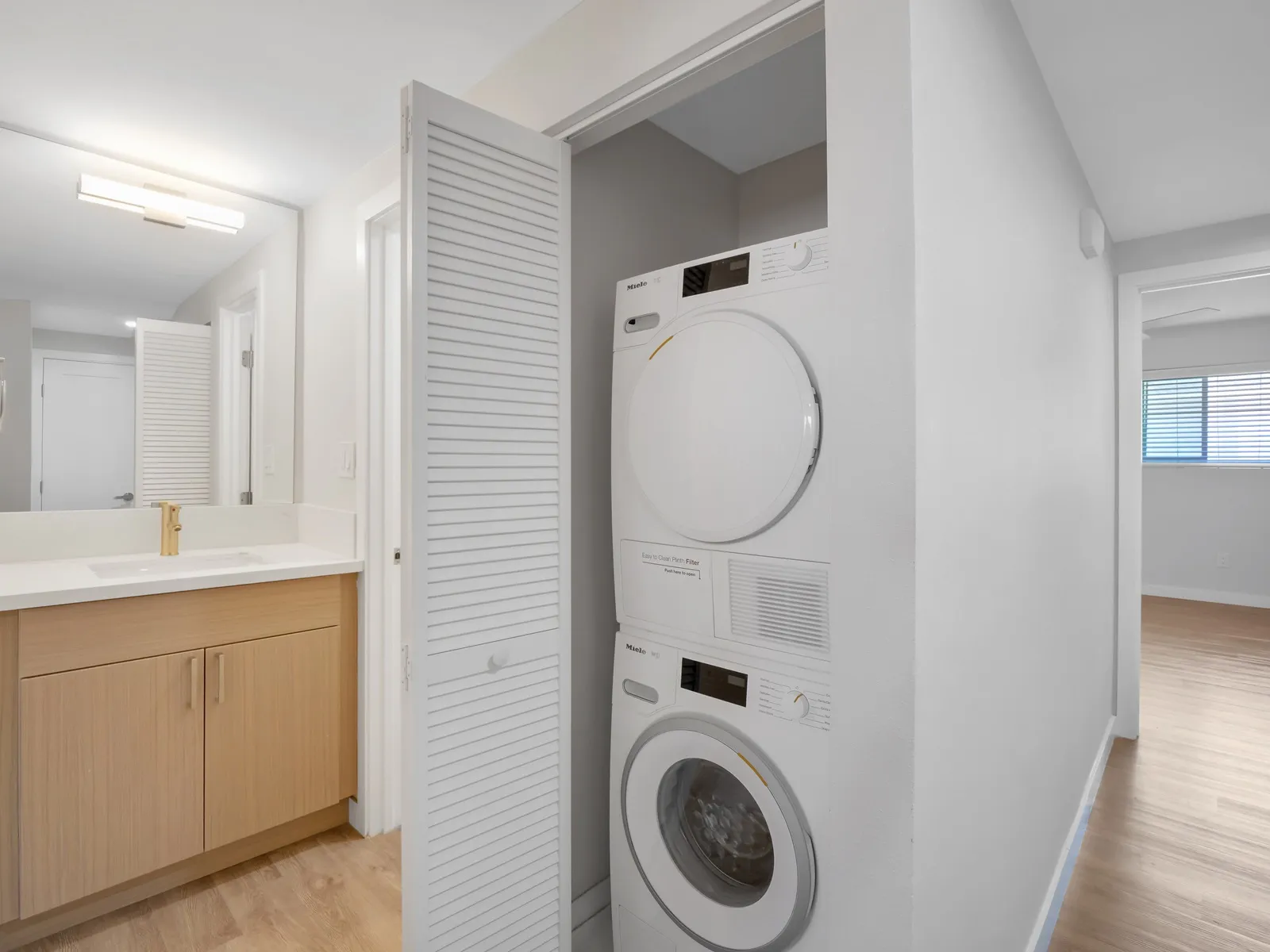 property for rent #16