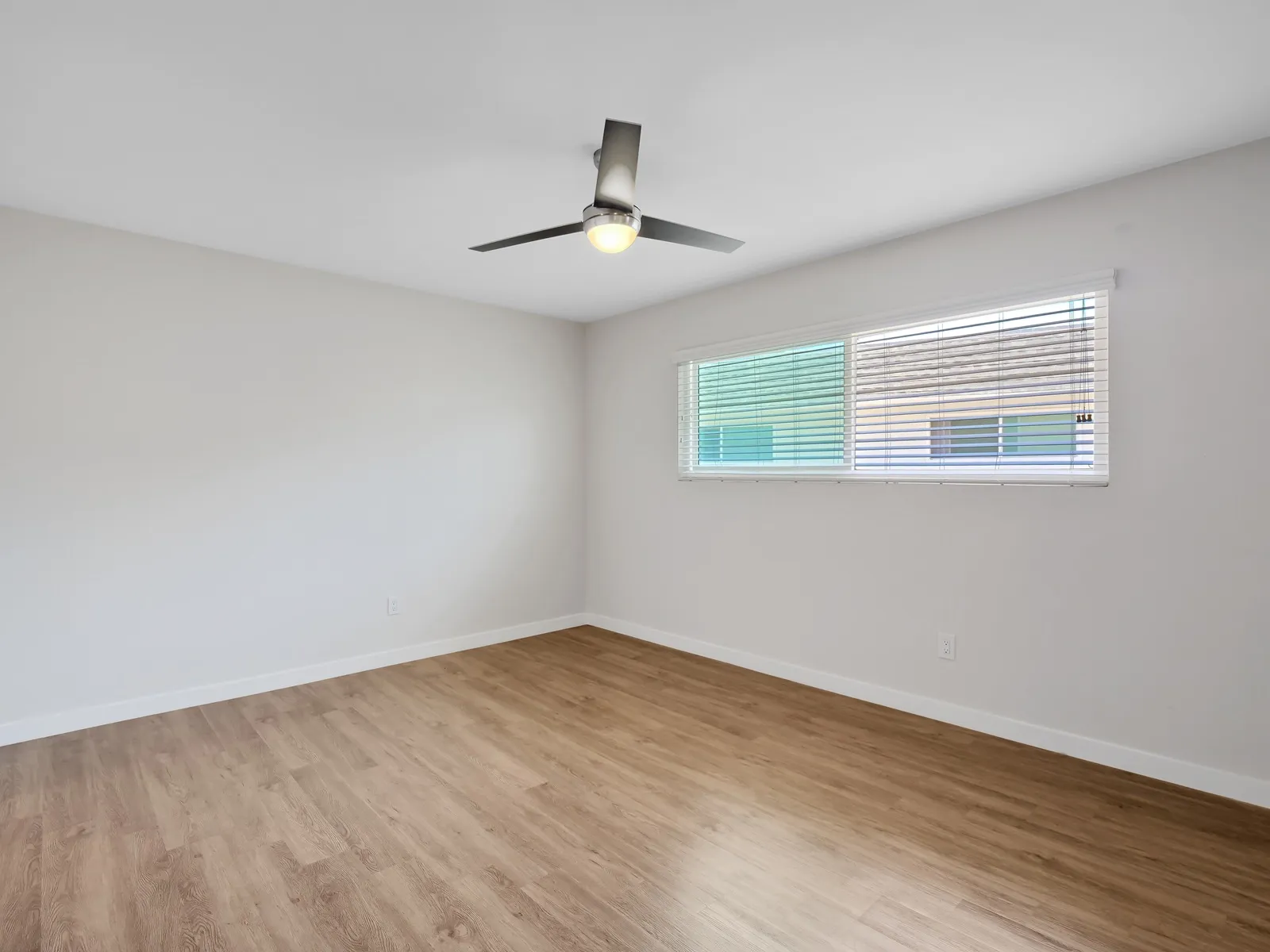 property for rent #12