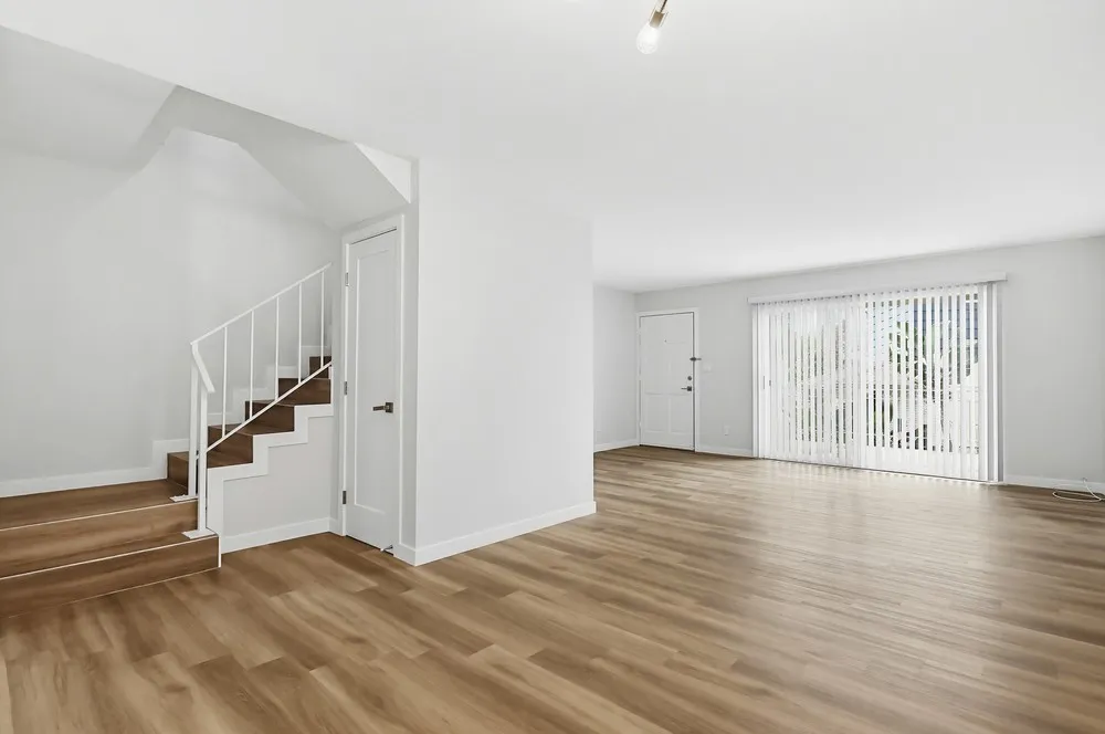 property for rent #11