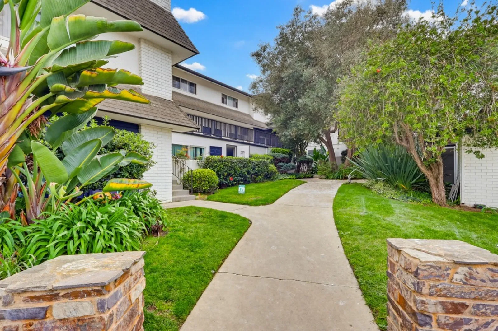 property for rent #3