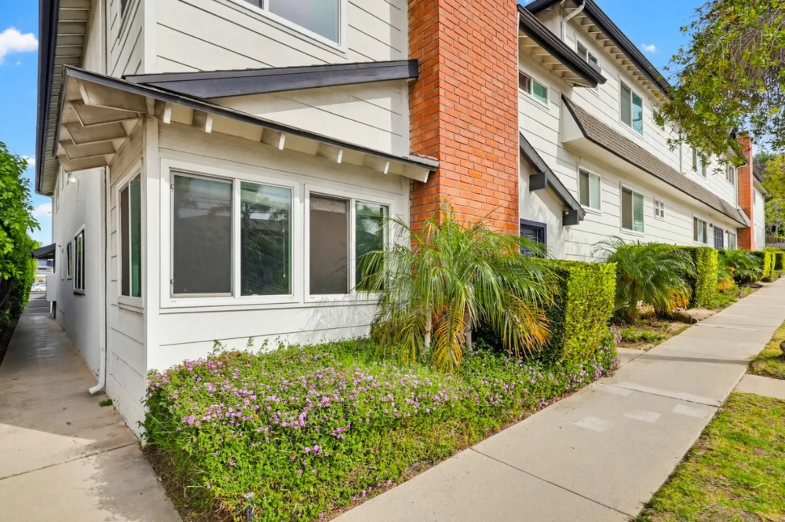 property for rent #9