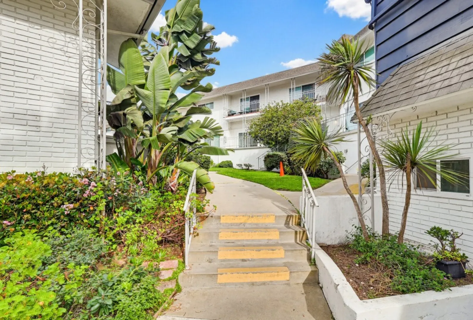 property for rent #30