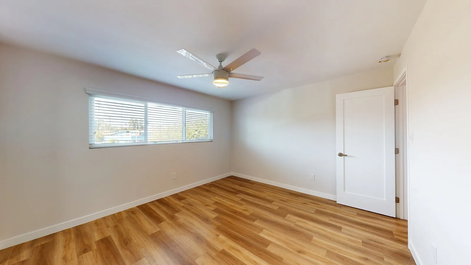 property for rent #12