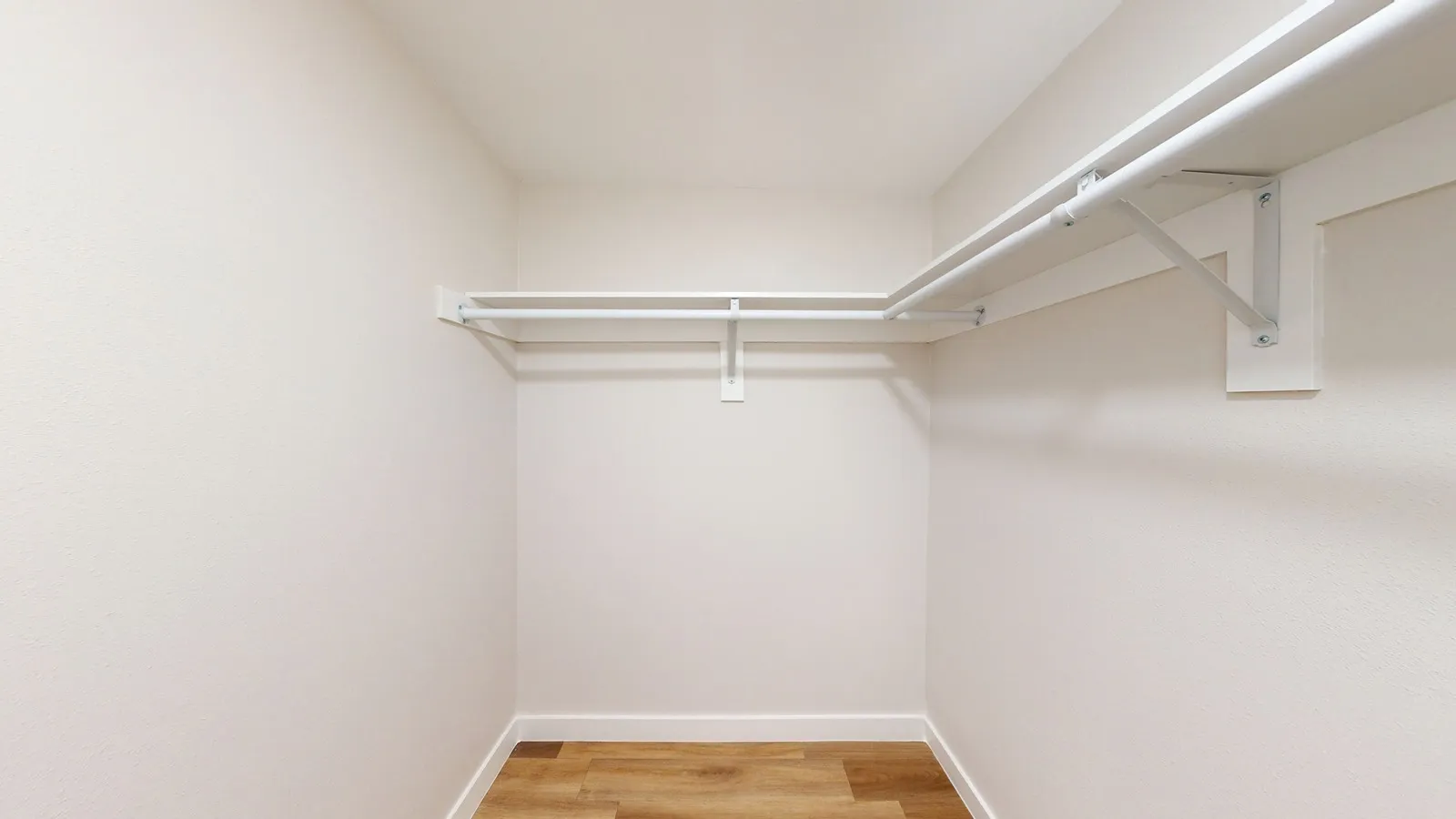 property for rent #19