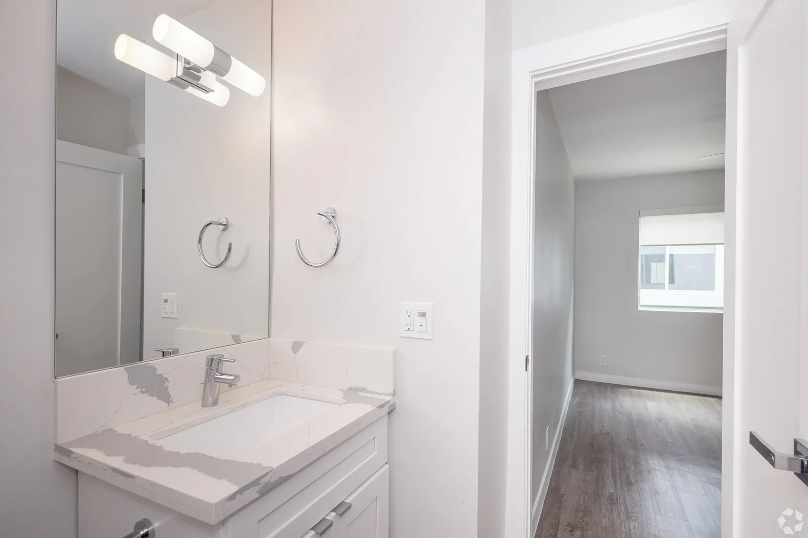 property for rent #21