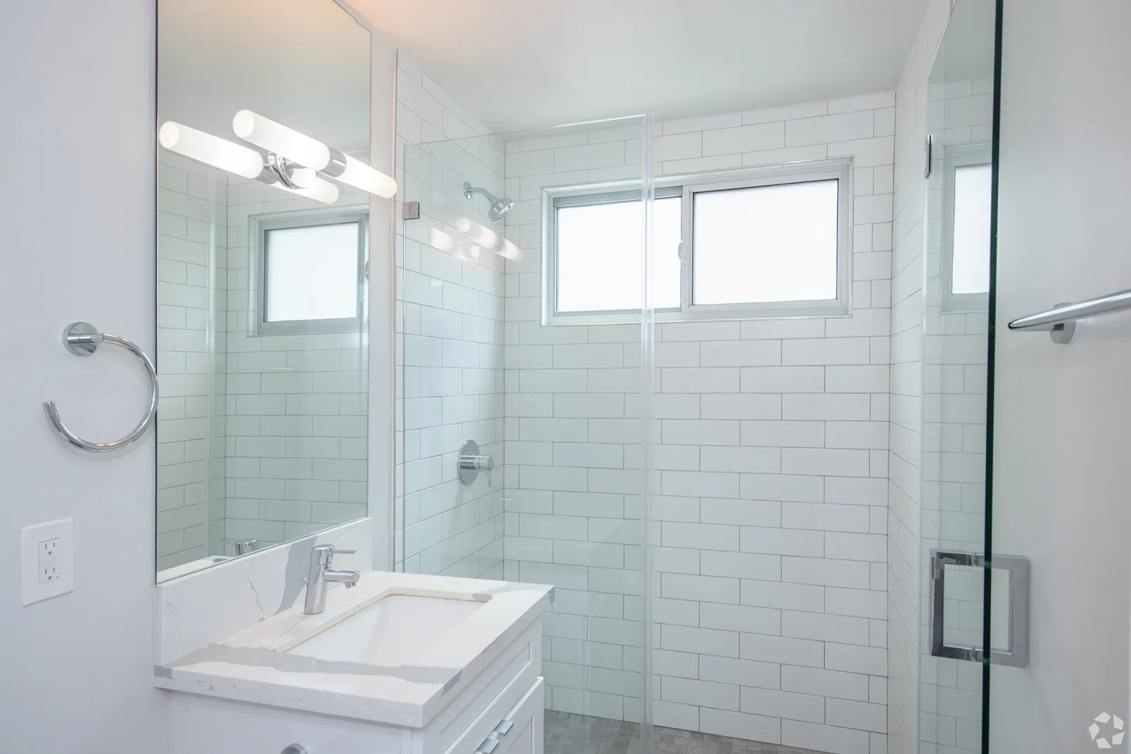 property for rent #19