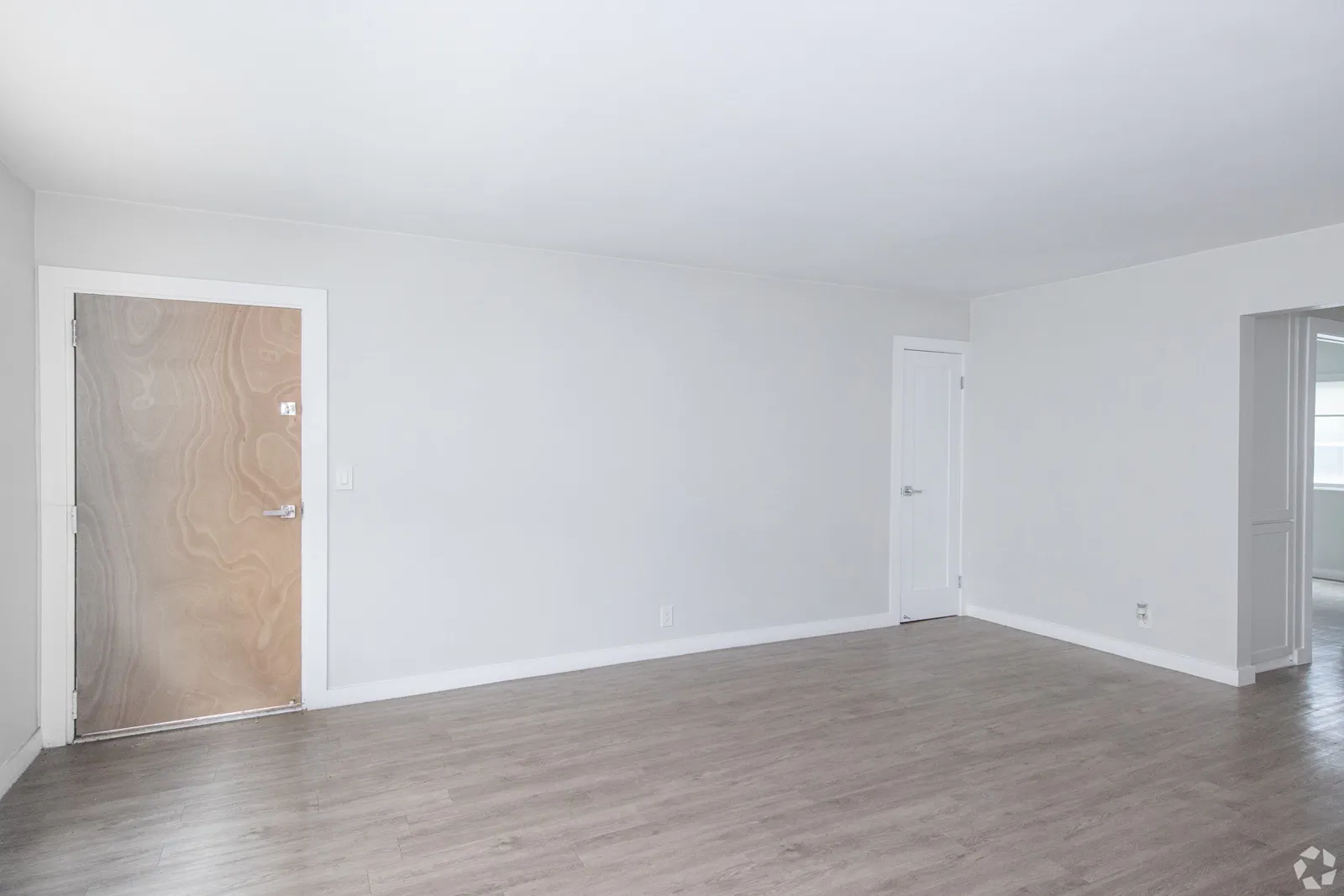 property for rent #15